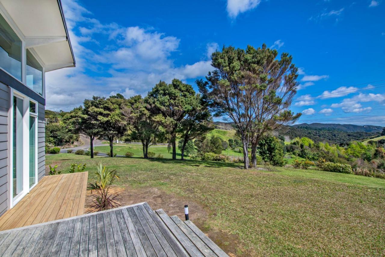 Paroa Bay Chalets - Te Whare Kereru Ръсел Екстериор снимка